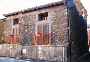 Etna Casa Llera-Antica casa siciliana, Milo